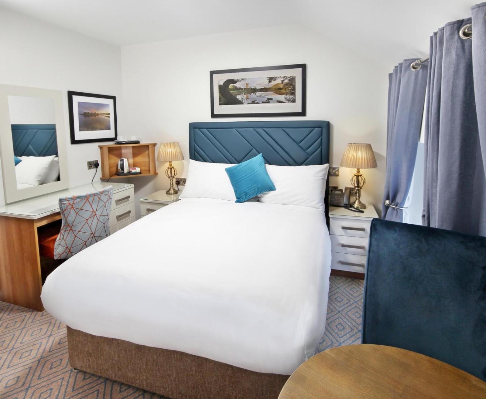 The Bailie, Main St Bailieborough, A82T6C6 Hotel Cavan Eksteriør billede