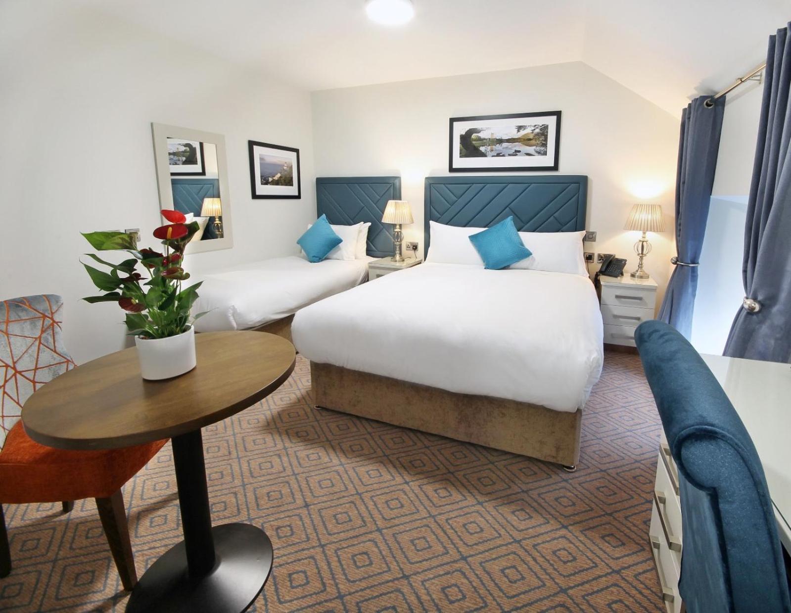 The Bailie, Main St Bailieborough, A82T6C6 Hotel Cavan Eksteriør billede